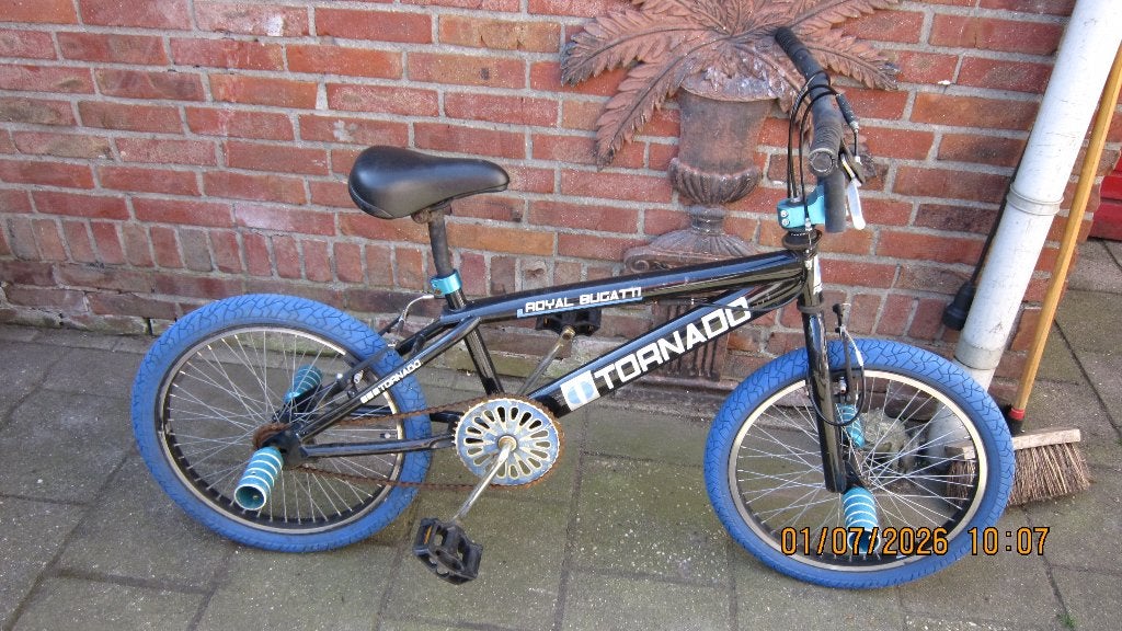 Tornado  20 Inch, Ophalen, Velgrem, Aluminium, Voetsteunen