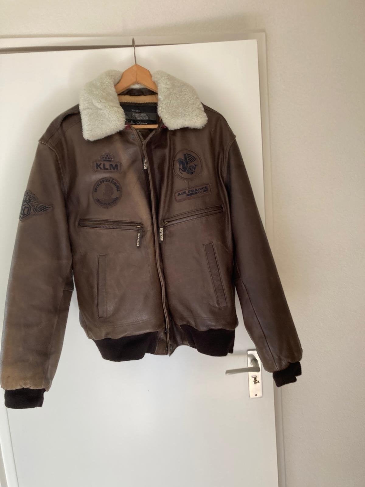 Vintage Leren Pilotenjack XL met KLM en Air France Patches, Ophalen of Verzenden, Gedragen, Overige maten, Bruin