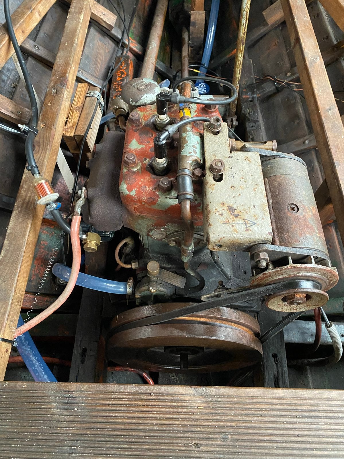 Zweedse Grenen Sloep met Albin O-21 Motor, Ophalen, Gebruikt, Motor en Techniek, Zeilboot of Motorboot