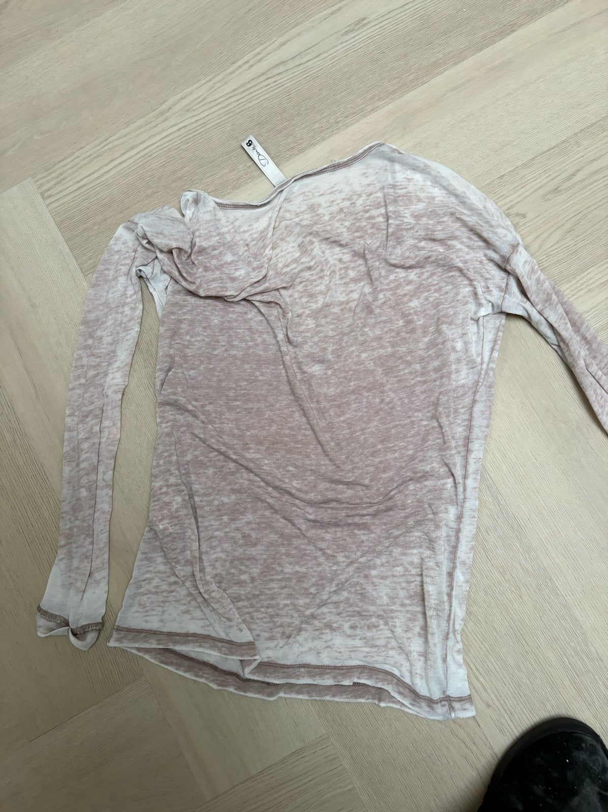 Lichtroze longsleeve met V-hals Dante 6, Ophalen of Verzenden, Zo goed als nieuw, Lange mouw, Roze