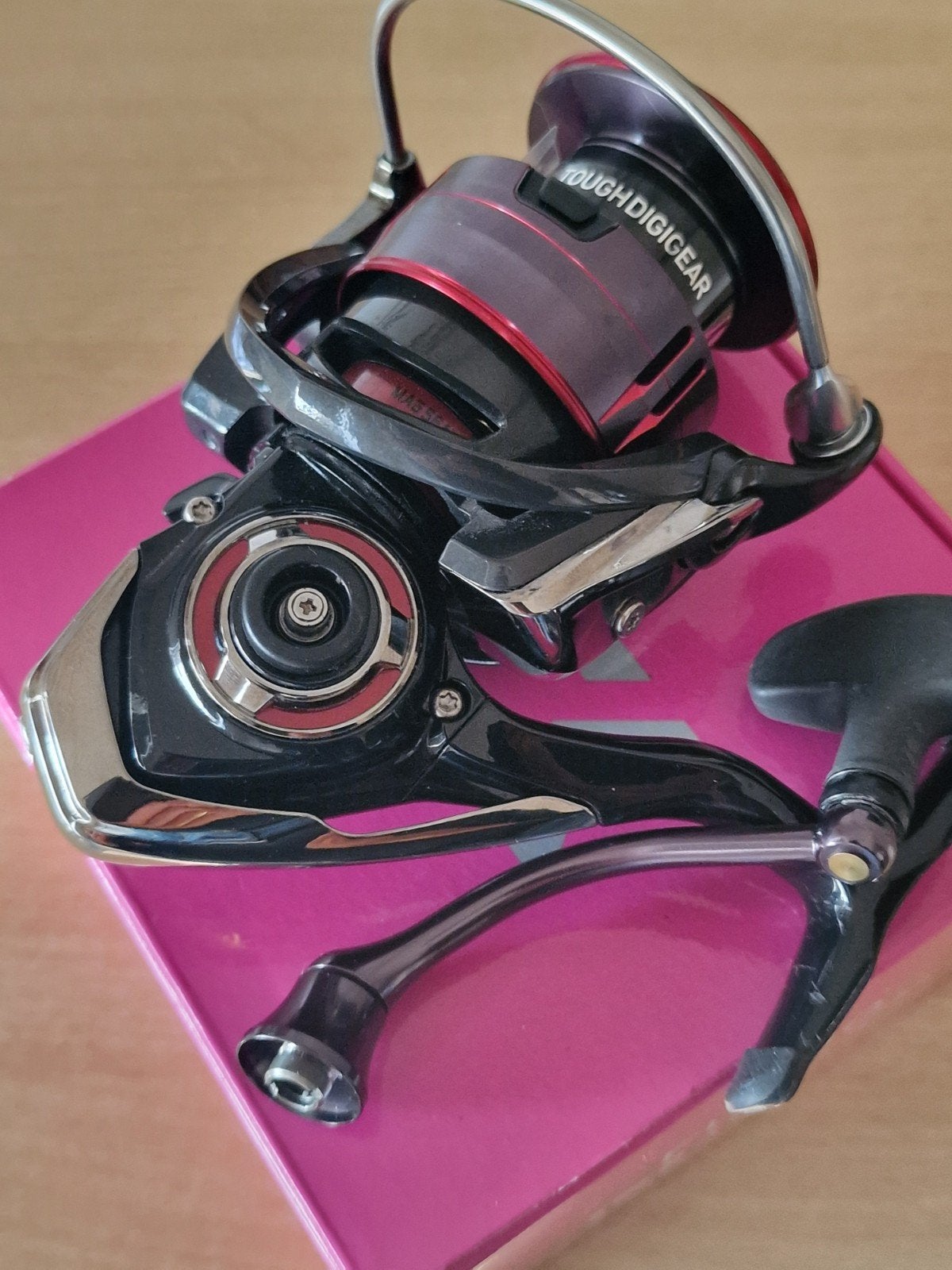 Daiwa Fuego LT 4000-CP, Ophalen of Verzenden, Nieuw, Molen