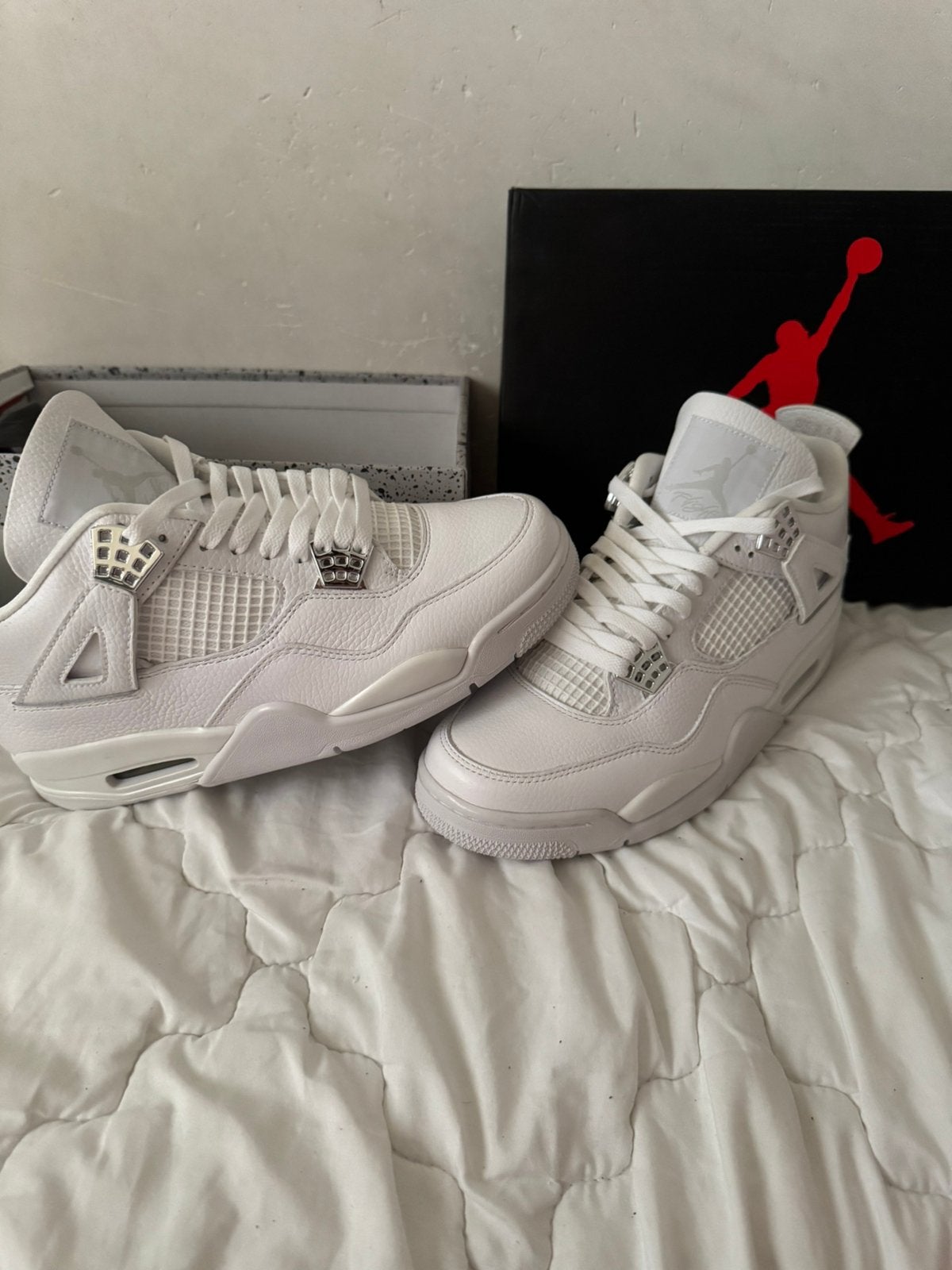 Jordan 4 White Silver Metallic maat 43, Ophalen of Verzenden, Nieuw, Schoenen