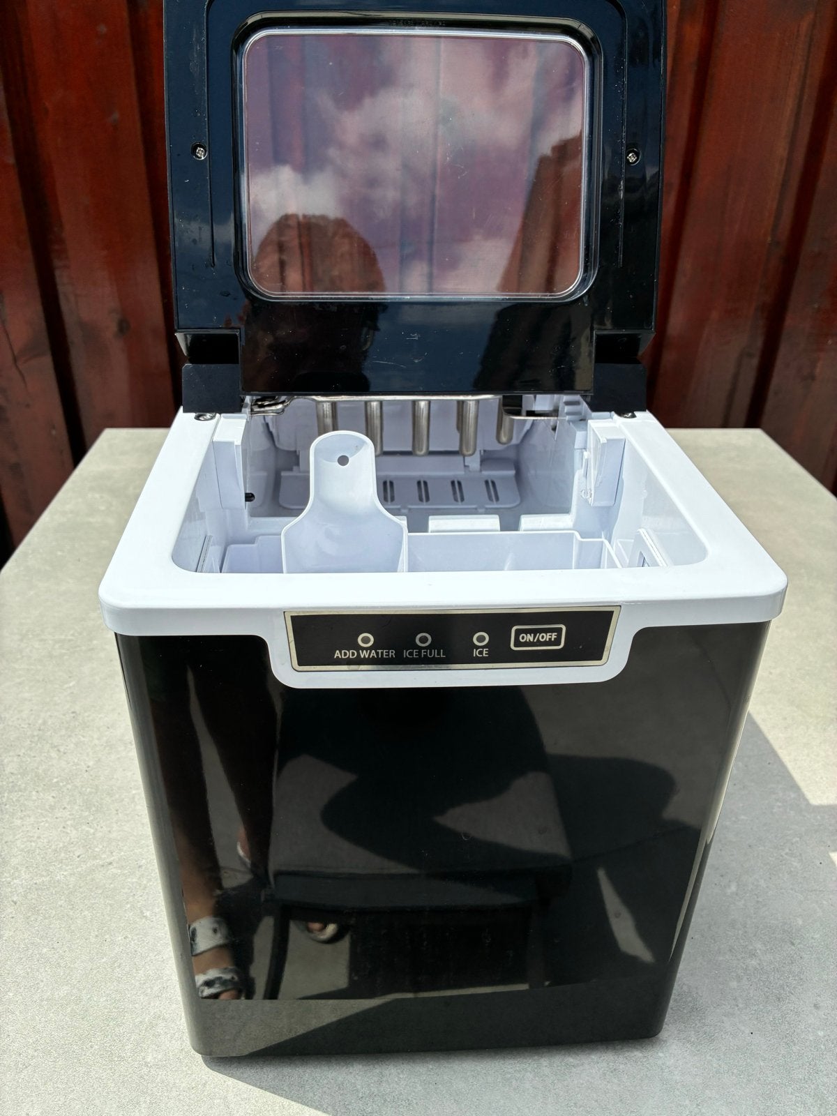 BluMill IJsmachine / Ice Cube Maker - Zwart ZGAN, Ophalen, Zo goed als nieuw