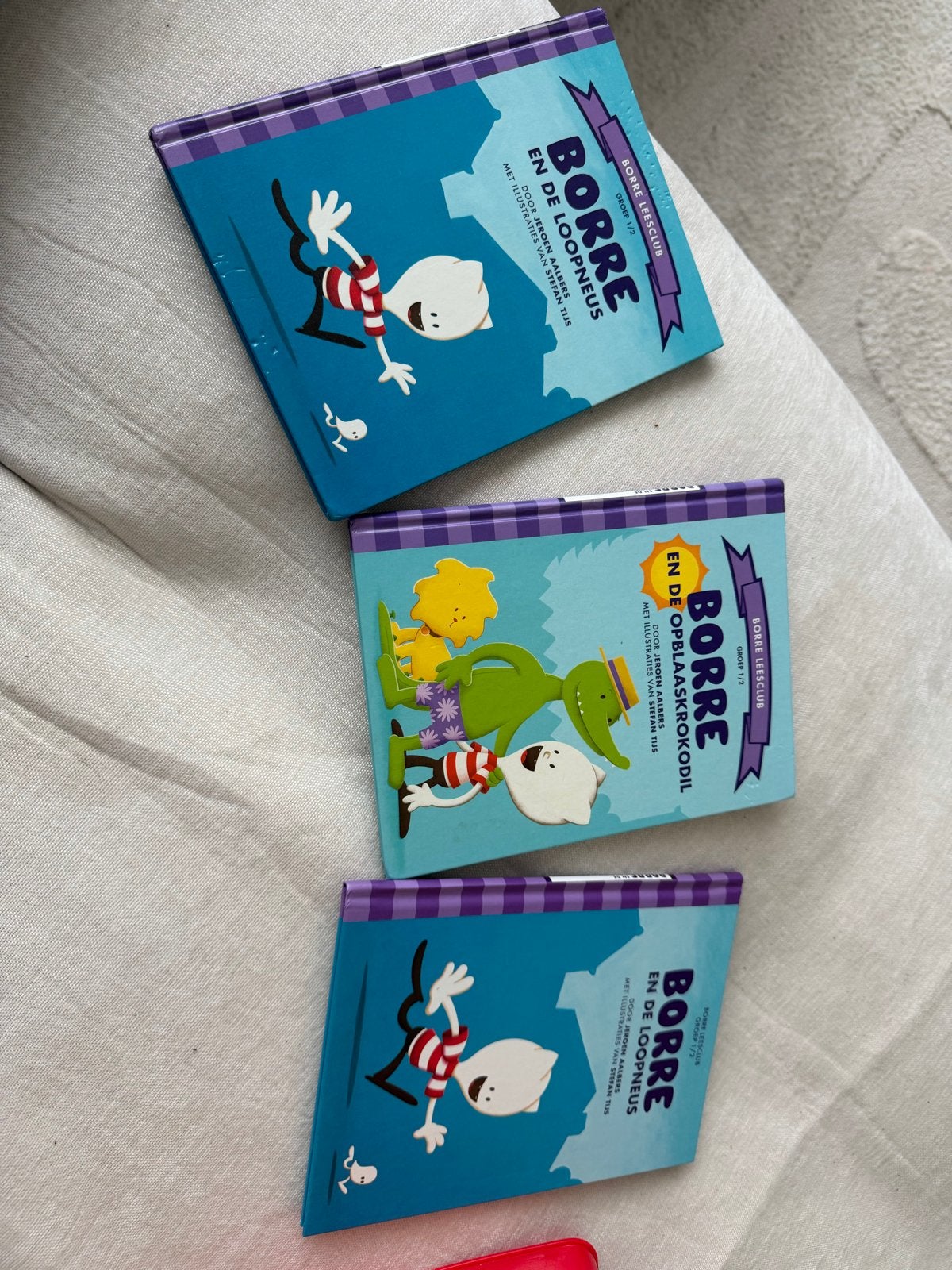 Borre Leesclub Boeken: De Loopneus & Opblaaskrokodil, Ophalen, Zo goed als nieuw, Fictie algemeen