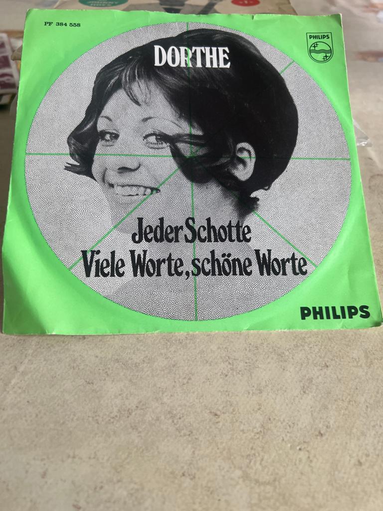 Dorthe - Jeder Schotte / Viele Worte, schöne Worte (Single), Ophalen of Verzenden, Zo goed als nieuw