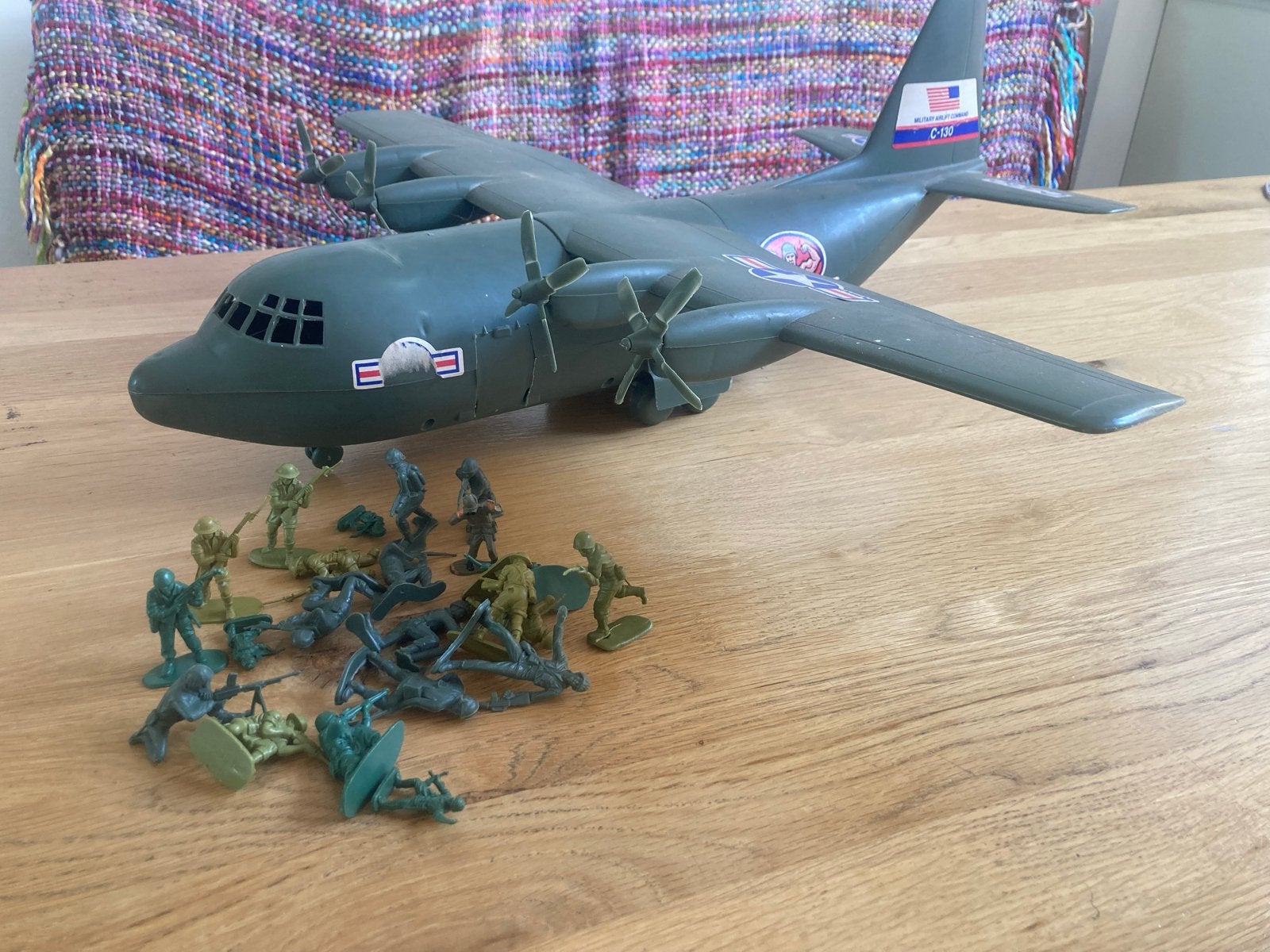 Vintage-Hercules C-130 Vliegtuigmodel/speelgoed, Ophalen, Gebruikt