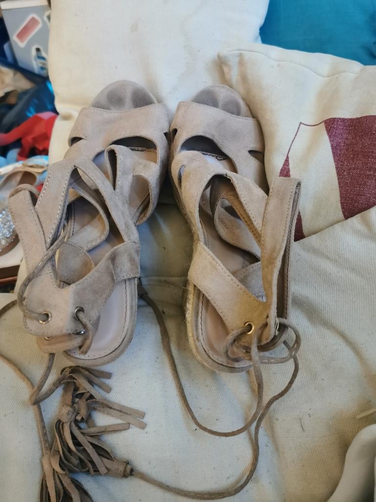 Dames schoen maat 40 merk Kayla, Ophalen of Verzenden, Gedragen, Beige, Overige typen