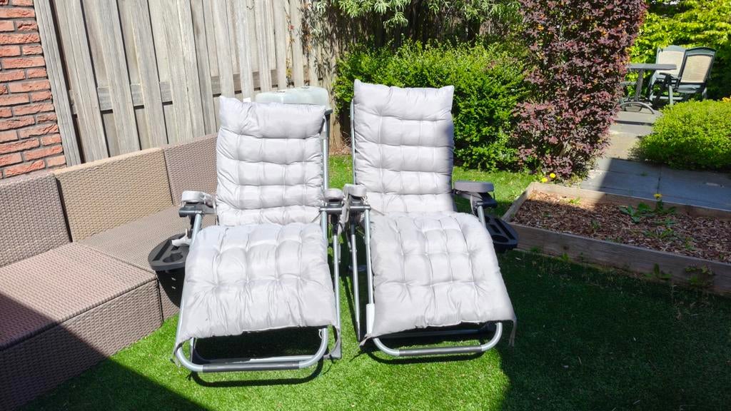 2x Zero Gravity Relaxstoelen met bekerhouders en kussens, Ophalen, Zo goed als nieuw, Verstelbaar