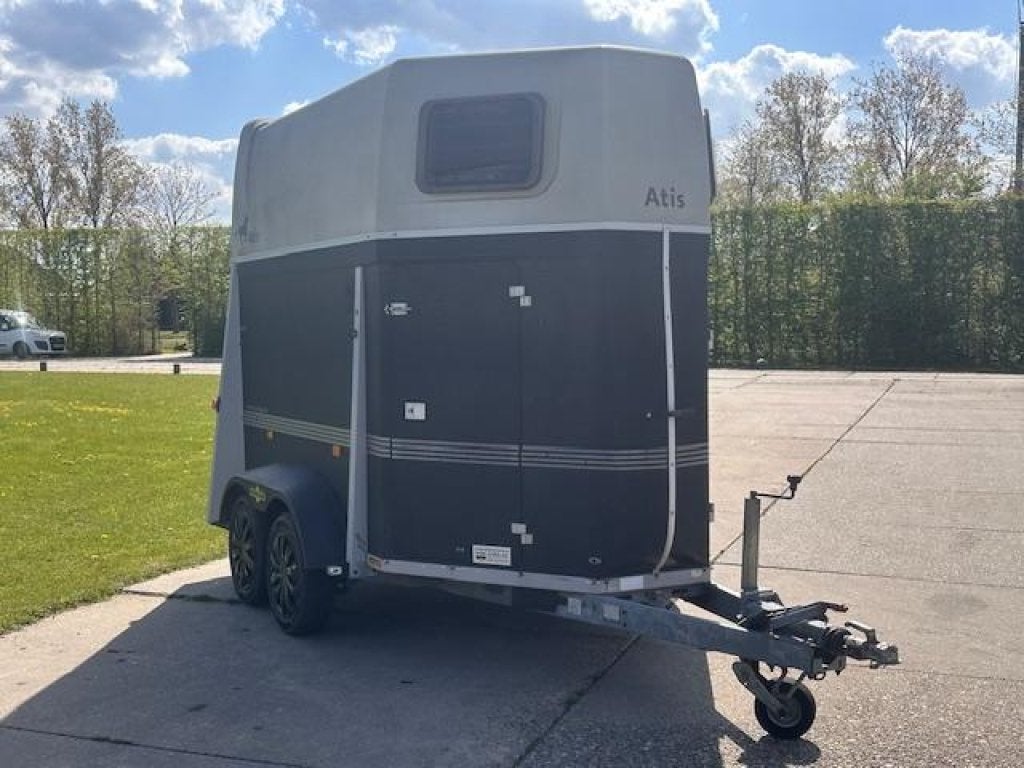 Humbaur Atis 2 paardentrailer zadelkamer TOPSTAAT, Dieren en Toebehoren, Gebruikt, Polyester, 2-paards trailer