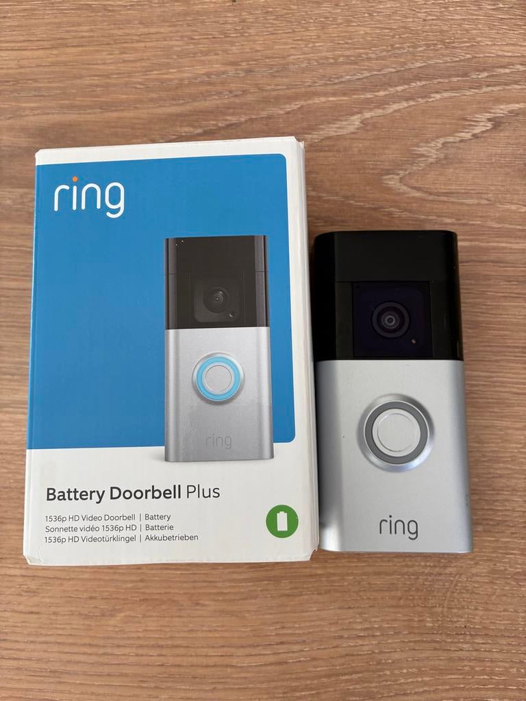 Ring doorbell plus + chime 2e generatie, Huis en Inrichting, Deurbellen, Ophalen, Zo goed als nieuw