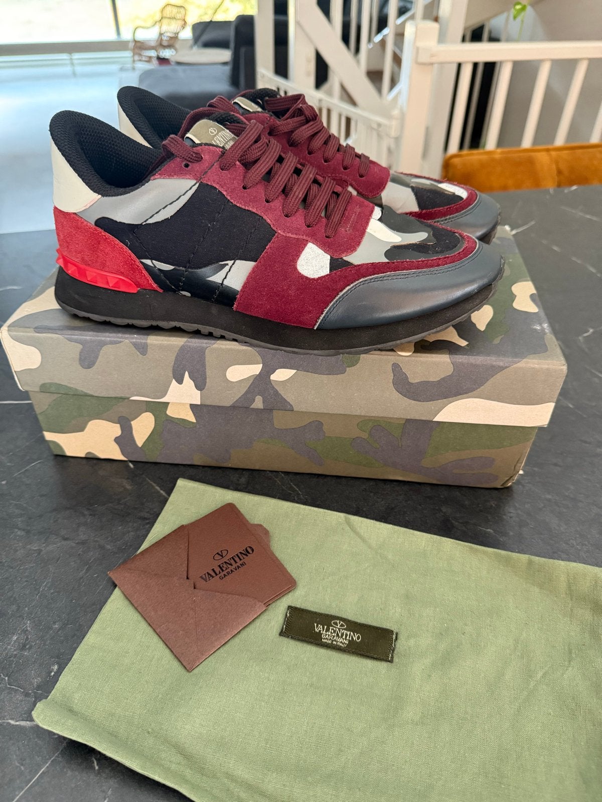 Valentino Garavani Rockrunner Sneakers Maat 42, Ophalen of Verzenden, Gedragen, Overige kleuren, Sneakers of Gympen
