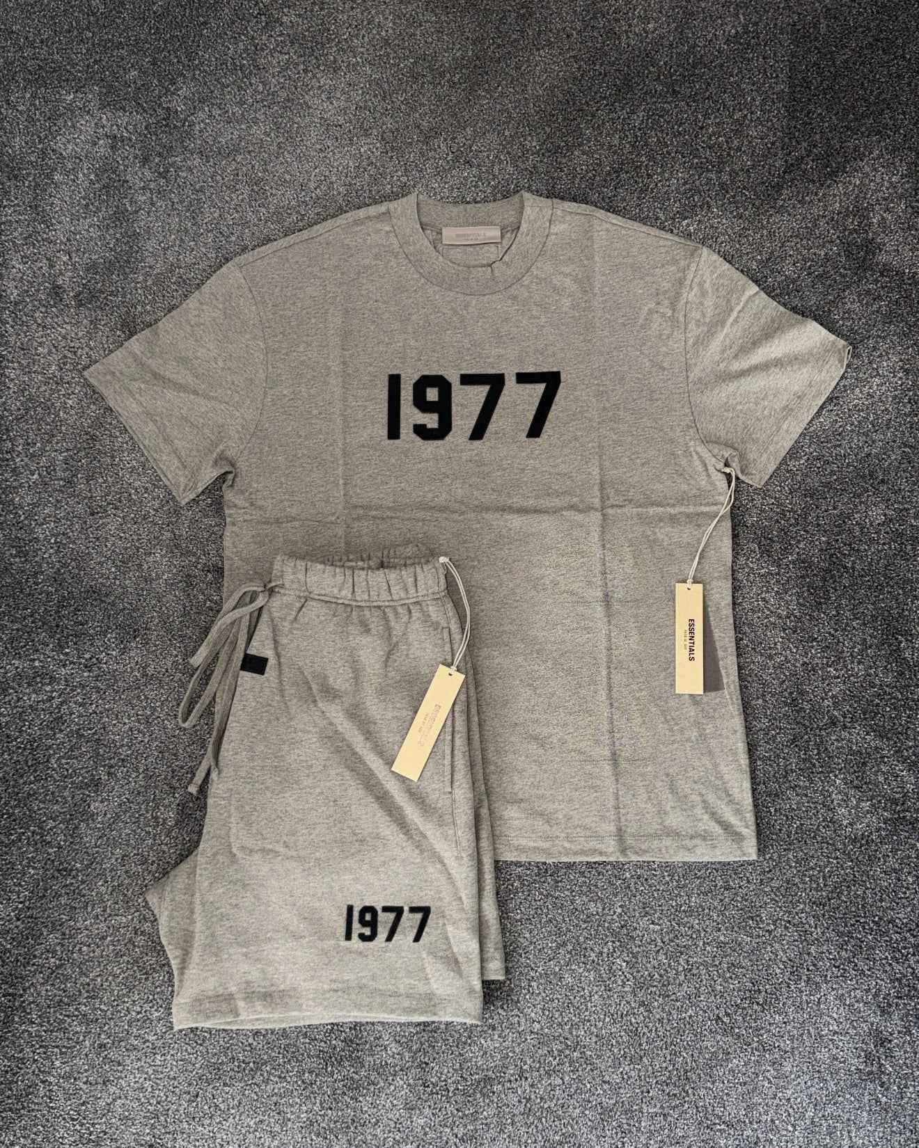 ORIGINELE FEAR OF GOD ESSENTIALS 1977 SET - maat XS, Kleding | Heren, Ophalen of Verzenden, Zo goed als nieuw, Maat 46 (S) of kleiner