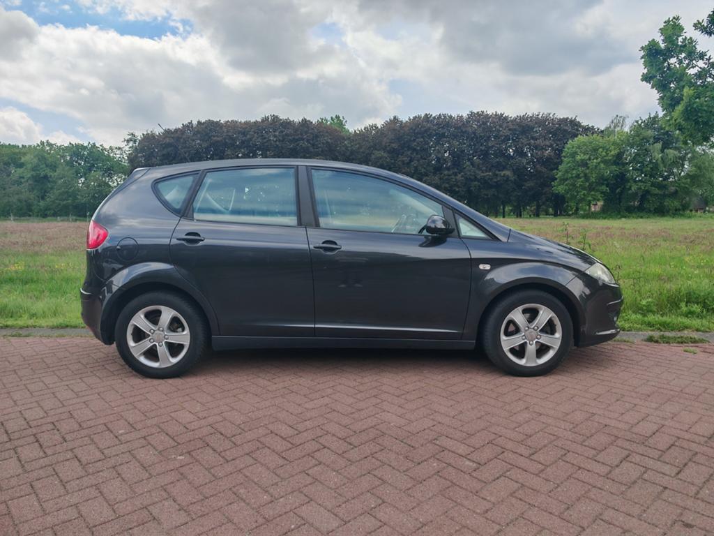 Seat Altea 1.6 75KW 2004 Zwart, 1295 kg, 4 cilinders, Zwart, 1200 kg