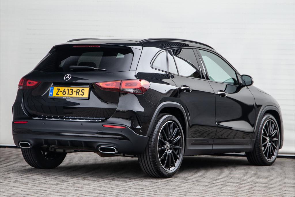 Mercedes-Benz GLA 180 AMG Nightpack, Widescreen, Distronic,, Gebruikt, 4 cilinders, Zwart, 1600 kg