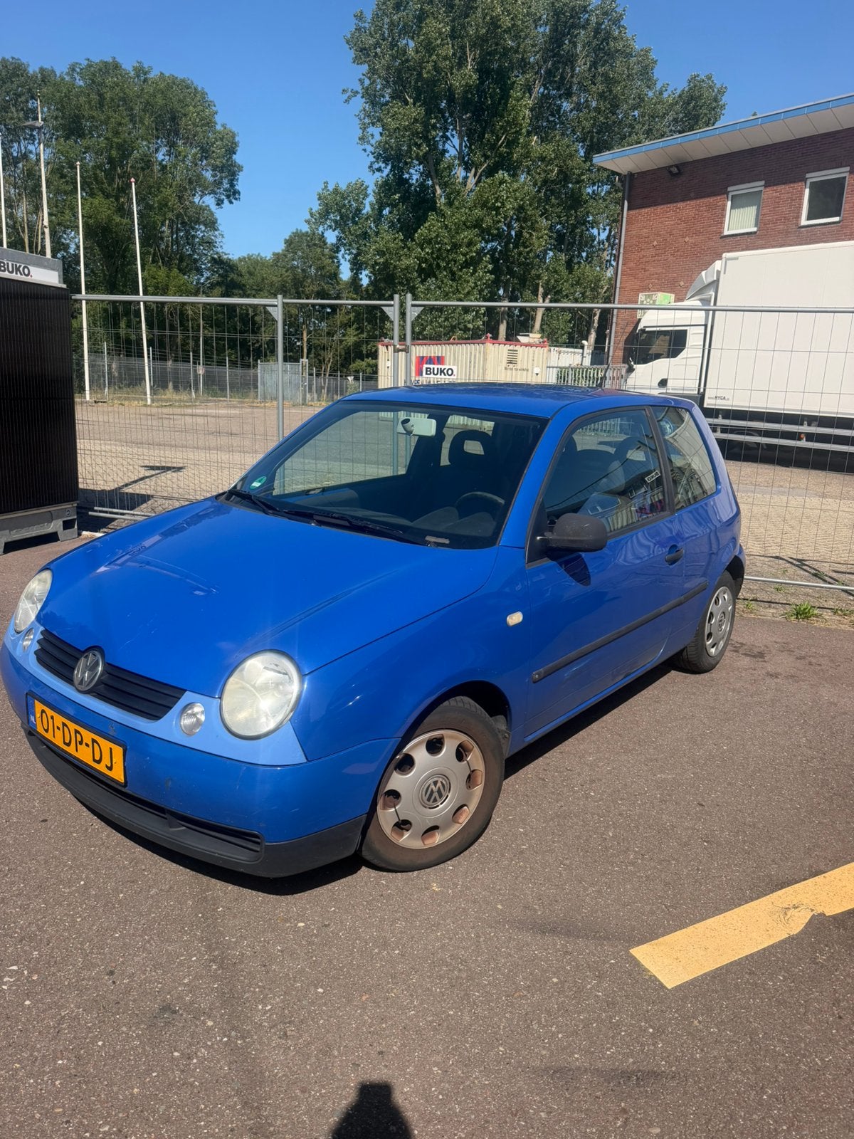 Volkswagen Lupo 1.4 55KW AUT 1999 Blauw, Auto's, Volkswagen, 31 €/maand, 4 cilinders, Origineel Nederlands, Particulier