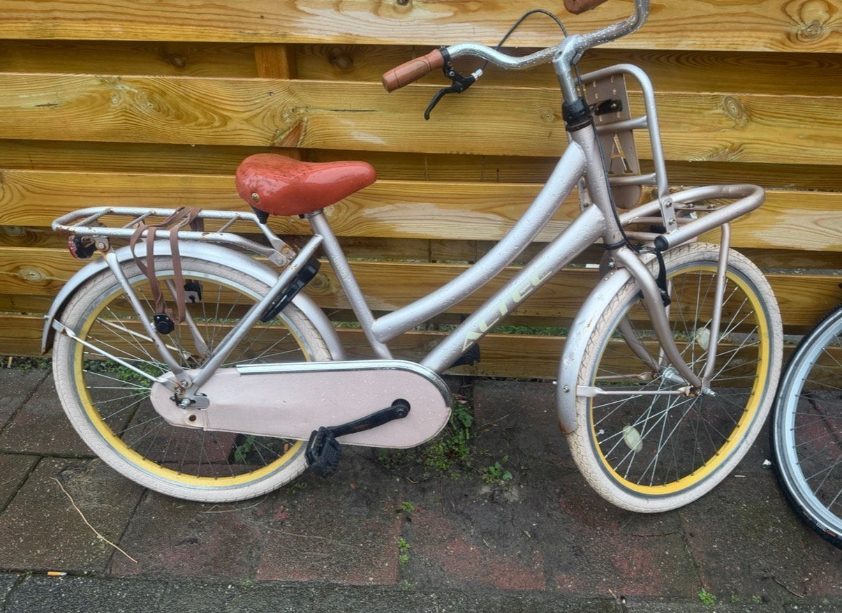 Altec meisjesfiets 24inch, Ophalen, Gebruikt, 24 inch