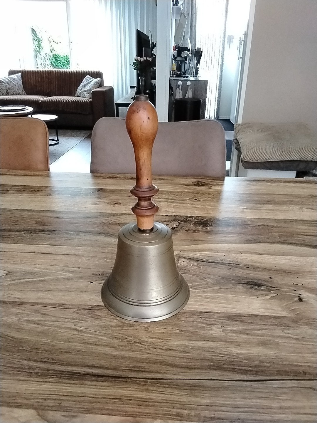 Antieke Messing Handbel met Houten Handvat, Ophalen