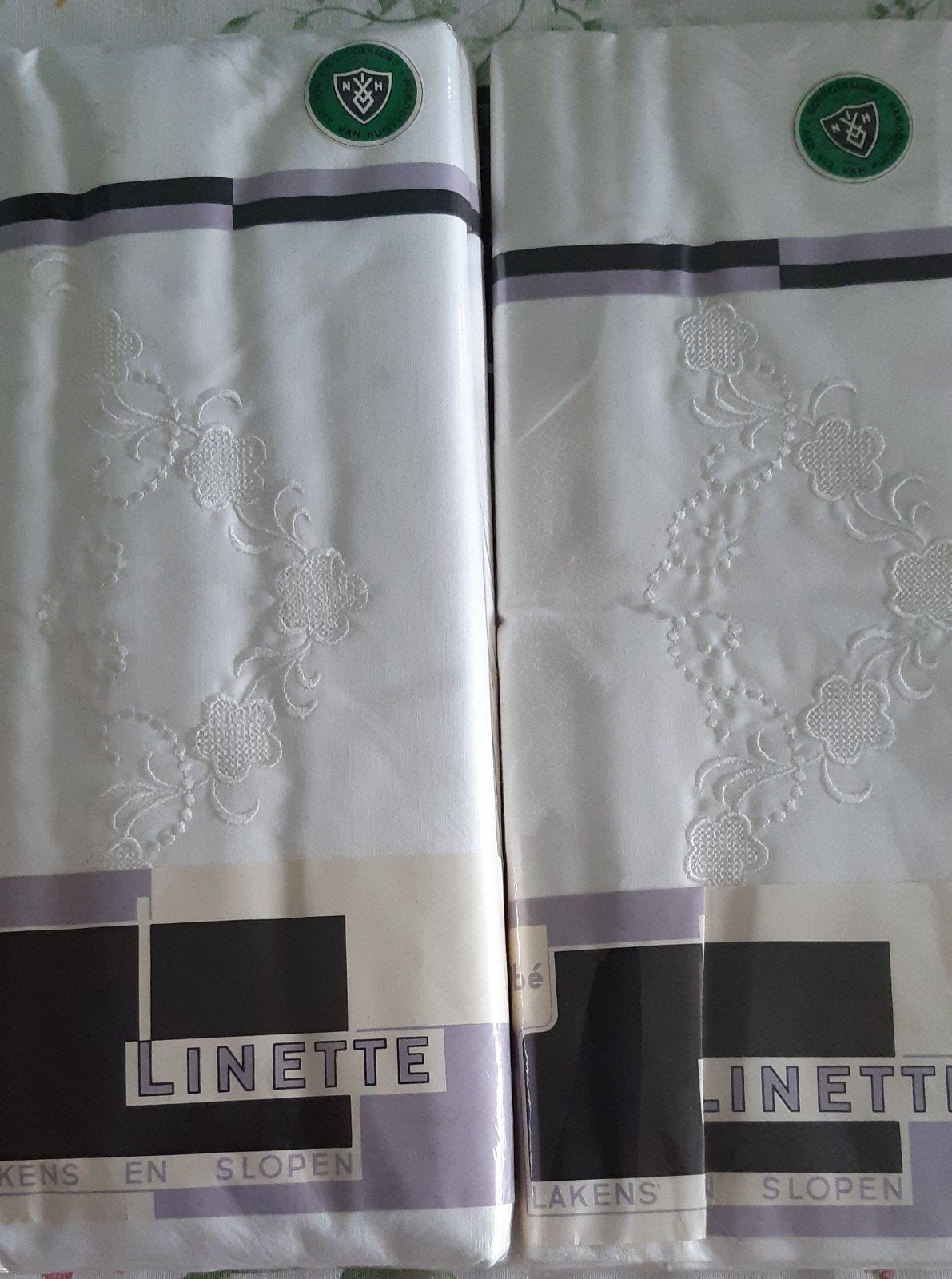 Laken + 2 Slopen met borduursel.., Huis en Inrichting, Verzenden, Wit, Dekbedovertrek, Katoen