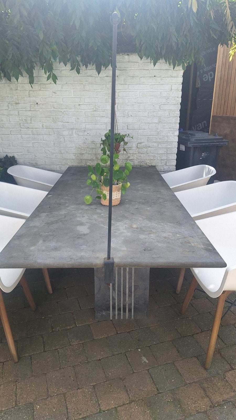 Robuuste betonnen tuintafel - Rechthoekig, Tuin en Terras, Tuintafels, Ophalen, Gebruikt, Rechthoekig, Overige materialen
