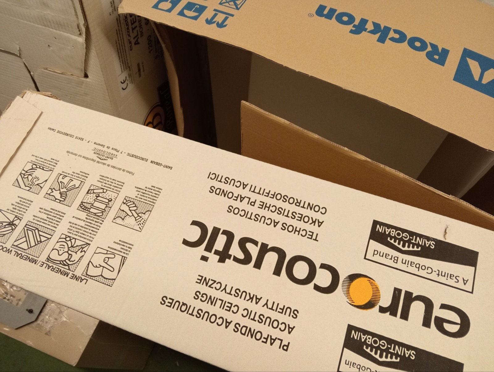 2dozen plafond platen, Ophalen of Verzenden