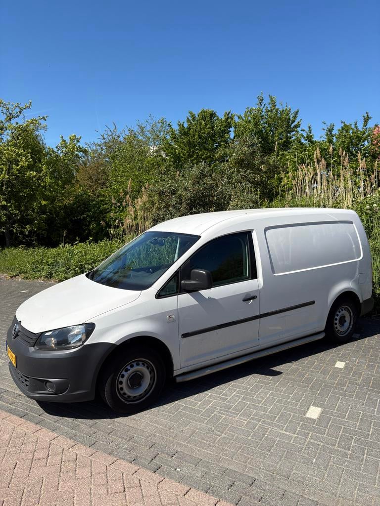 Volkswagen Caddy maxi 1.6 automaat 2015, Euro 5, Zwart, 4 cilinders, Volkswagen