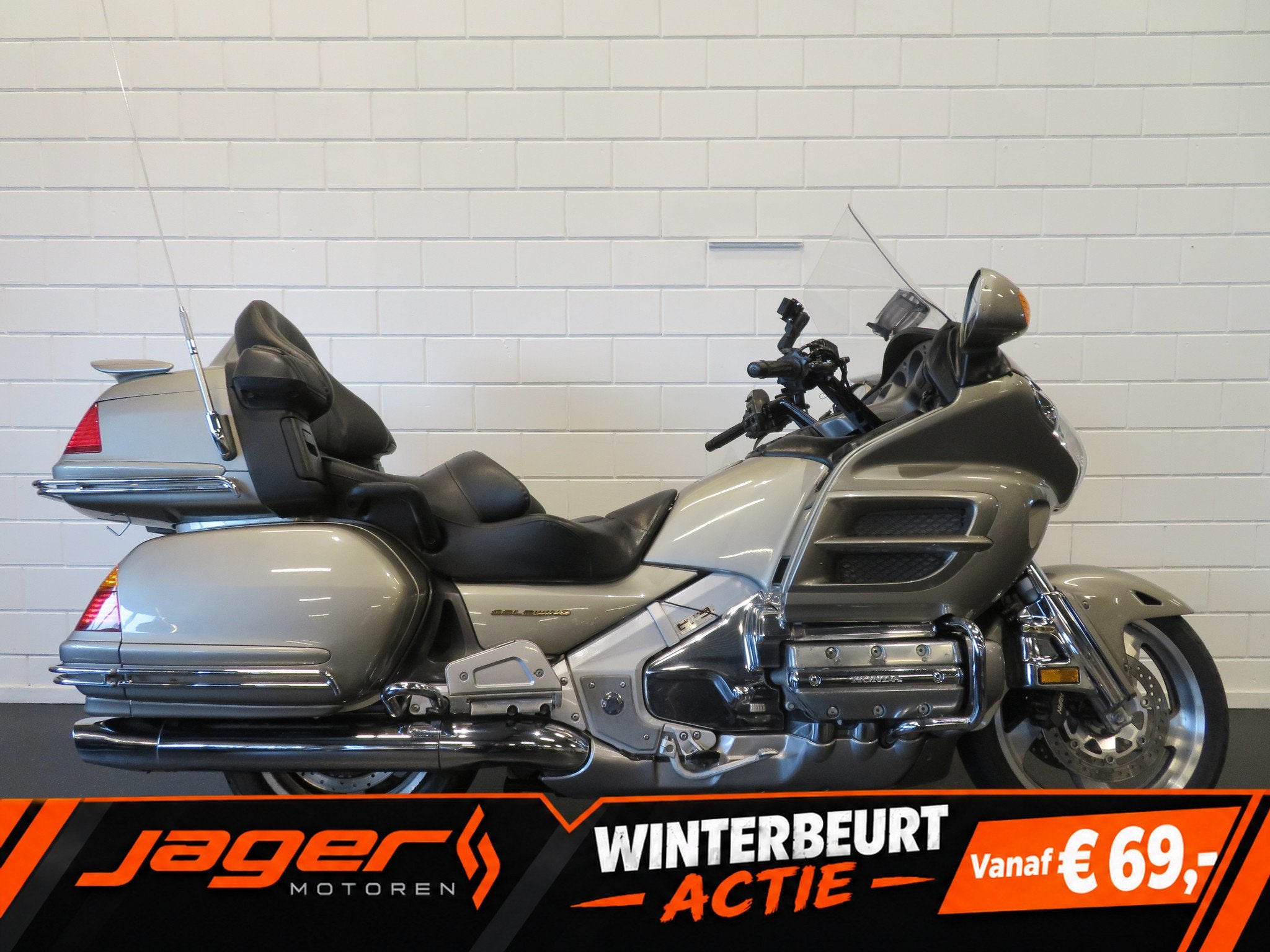 Honda GL 1800 GOLDWING ZEER VOL EN STRAK! (bj 2004), Toermotor, Gebruikt, Bedrijf