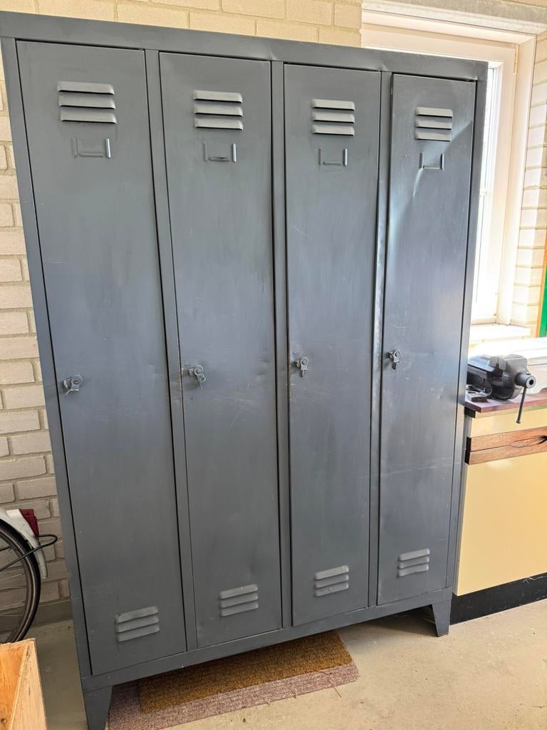 Vintage lockerkast vierdelig (middenwand), Huis en Inrichting, Kasten | Lockerkasten, Ophalen, Gebruikt