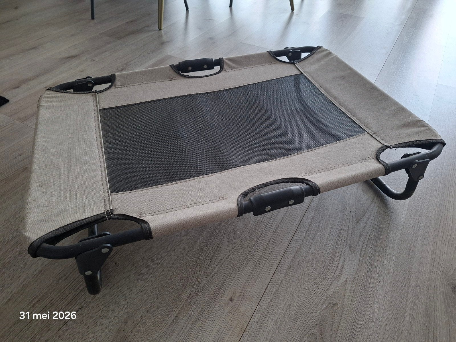 Opvouwbare stretcher, Ophalen