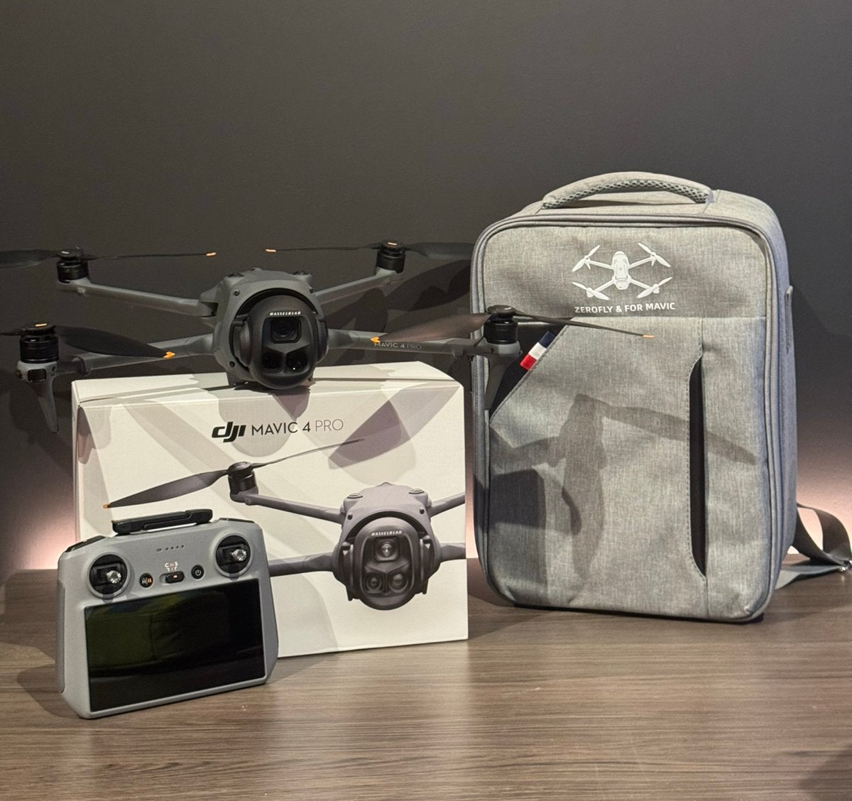 ALS NIEUW - DJI MAVIC 4 PRO, Ophalen of Verzenden, Zo goed als nieuw