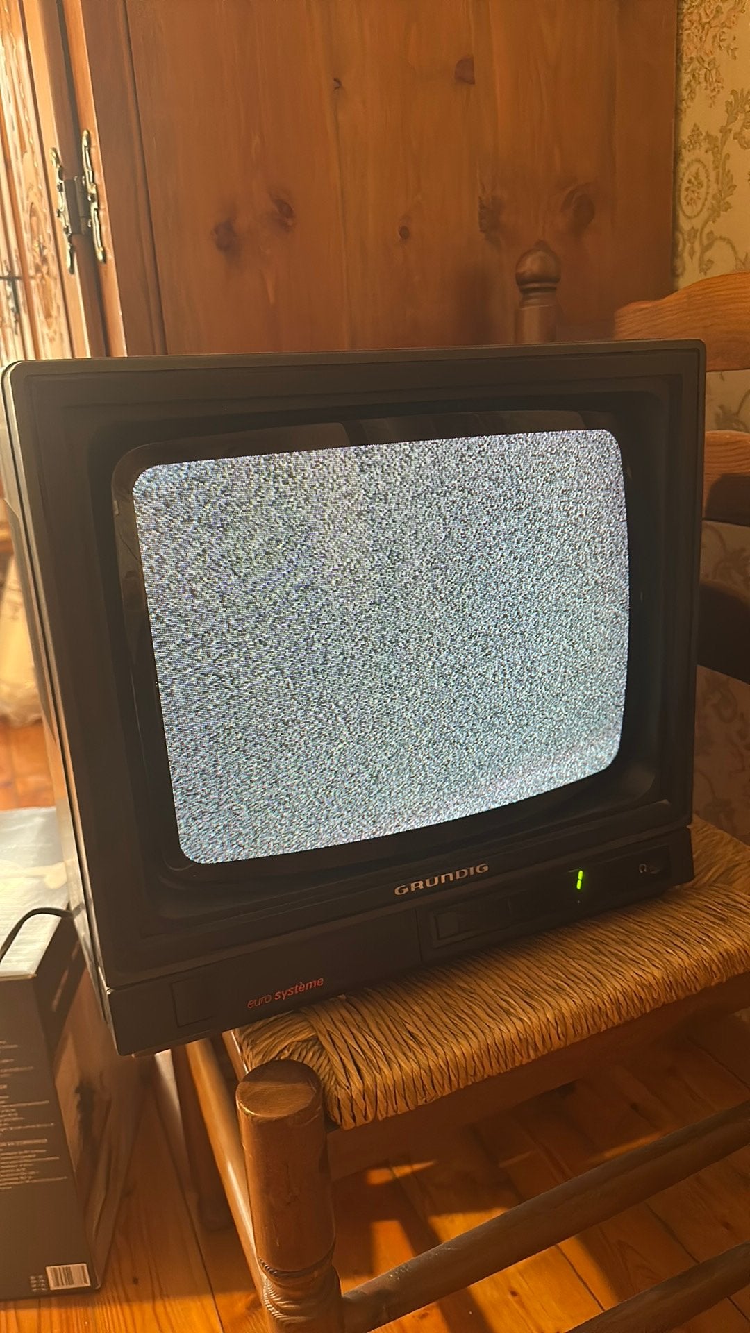 Grundig super colour, Antiek en Kunst, Ophalen