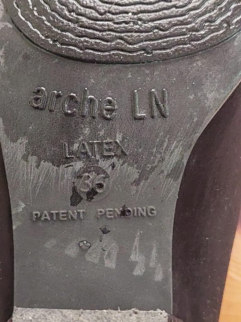 ARCHE dames schoenen, Kleding | Dames, Schoenen, Ophalen of Verzenden, Zo goed als nieuw, Zwart, Sneakers of Gympen