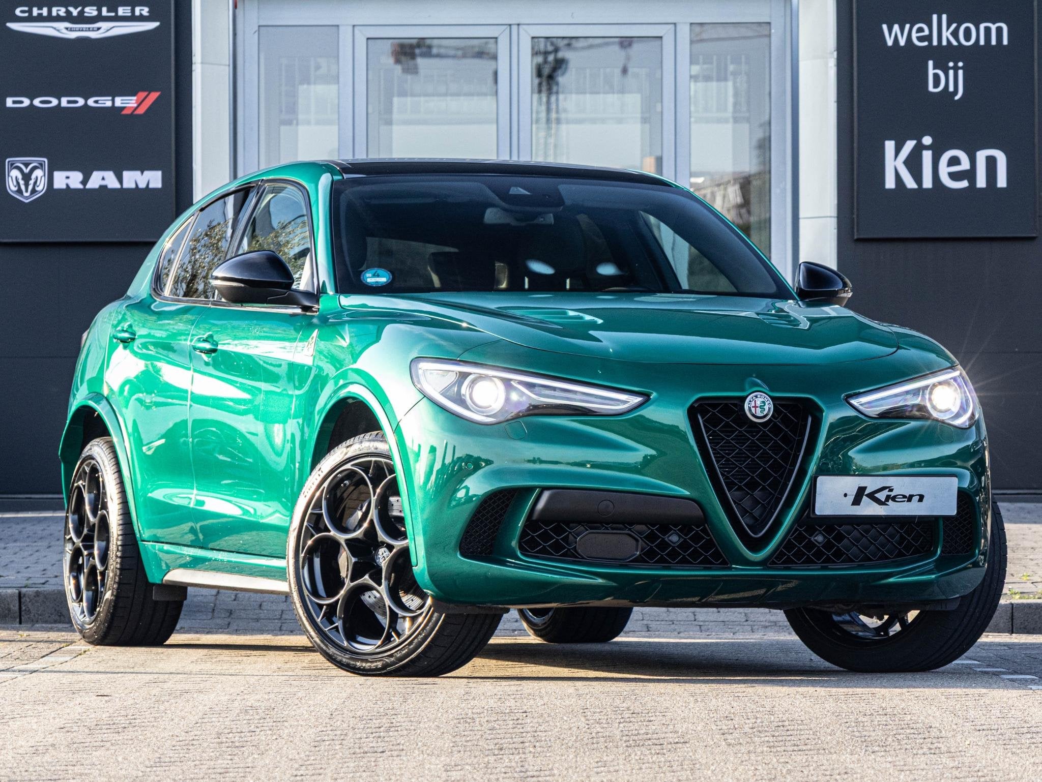 Alfa Romeo Stelvio 2.9 V6 AWD Quadrifoglio | Pano | Harman &, Auto's, Automaat, Automatische klimaatregeling, Gebruikt, 510 pk