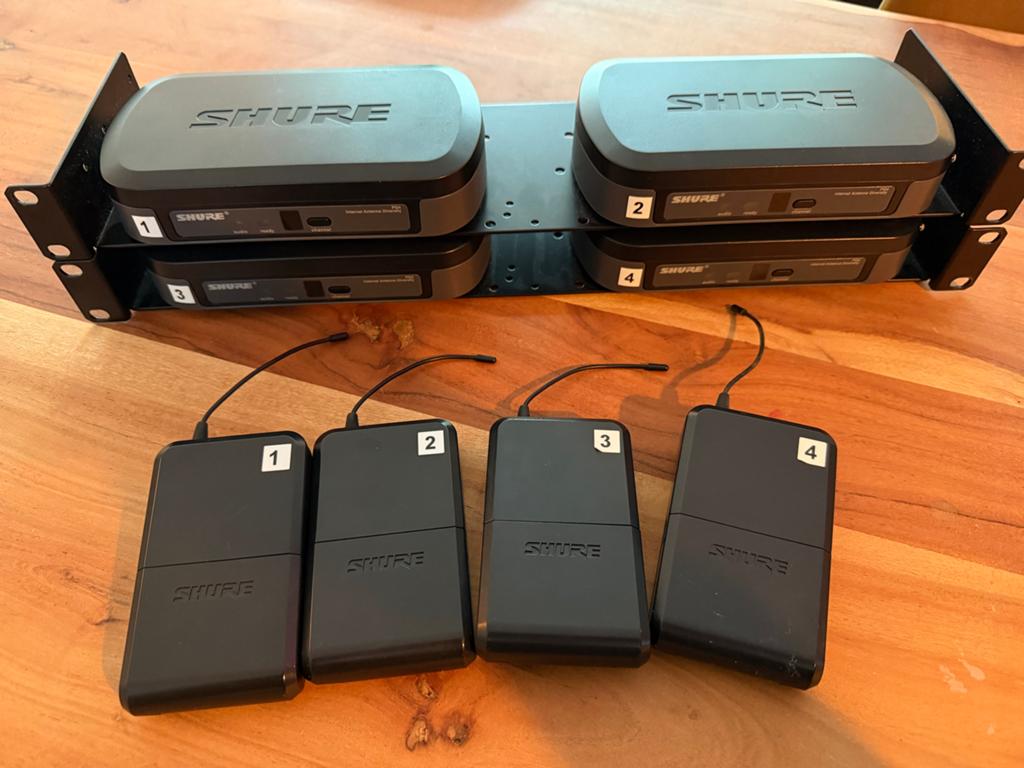 Shure PG4 Draadloos Microfoonsysteem (4 sets), Ophalen of Verzenden, Zo goed als nieuw, Audio