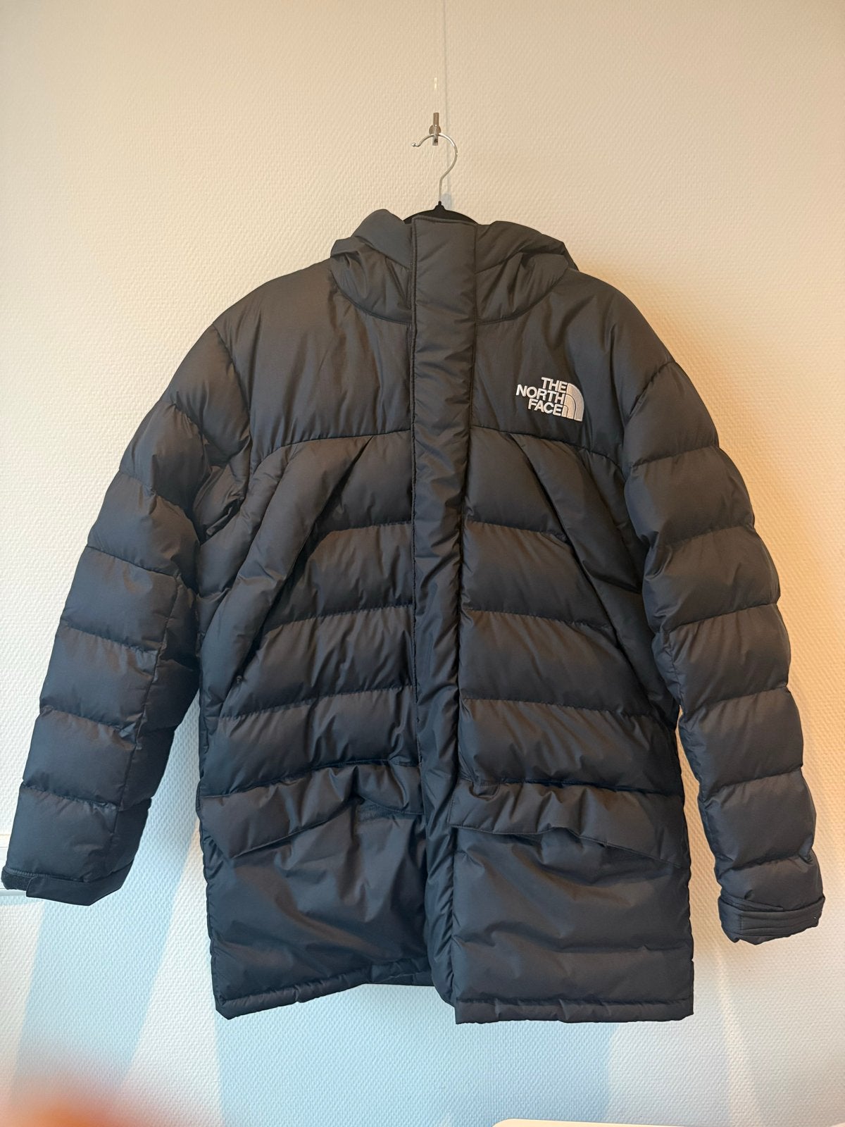 The North Face M Limbara Ins Parka - Zwart - Maat L, Ophalen of Verzenden, Zo goed als nieuw, Maat 52/54 (L), Zwart