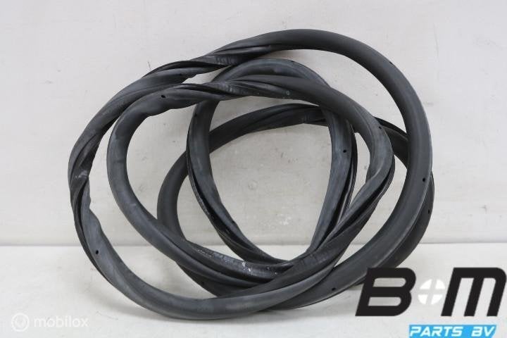 Portierrubber achterzijde VW Touran 1T 1T0867913K, Auto-onderdelen, Gebruikt