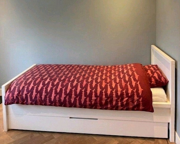 Bopita bed met uitschuifbaar bed / lade, Ophalen, 85 tot 100 cm, Zo goed als nieuw, Lattenbodem