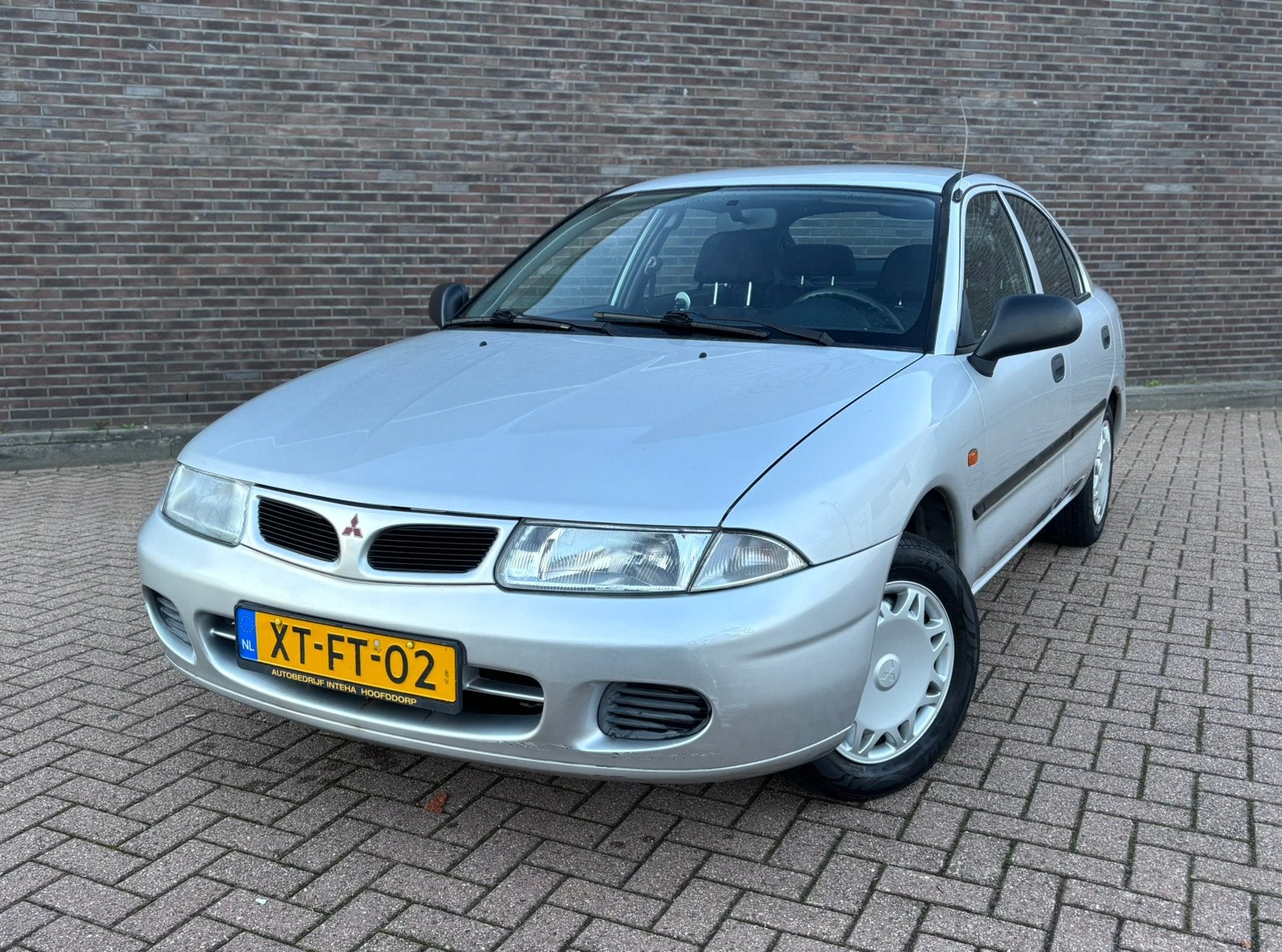 Mitsubishi Carisma 1.6 GL HB NAP Airco Bluetooth APK 06-2027, Voorwielaandrijving, 1275 kg, 4 cilinders, Elektrische ramen