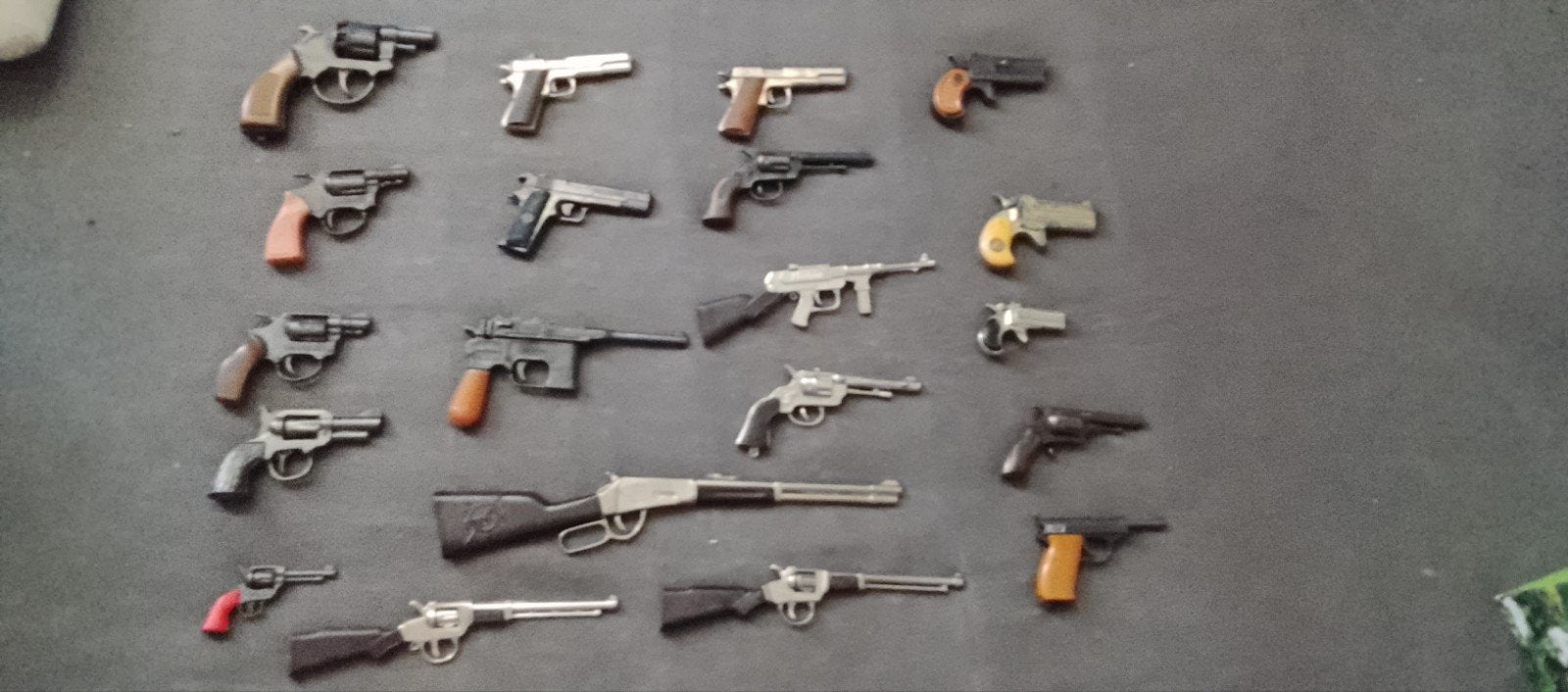 Vintage Gonher Miniatuur Pistolen Collectie 1960-1970 - 20st, Ophalen of Verzenden, Zo goed als nieuw