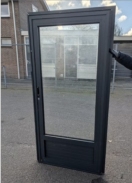 Kozijn met aluminium schuurdeurtjes, Deurkozijn, Aluminium, Zo goed als nieuw, 150 tot 225 cm