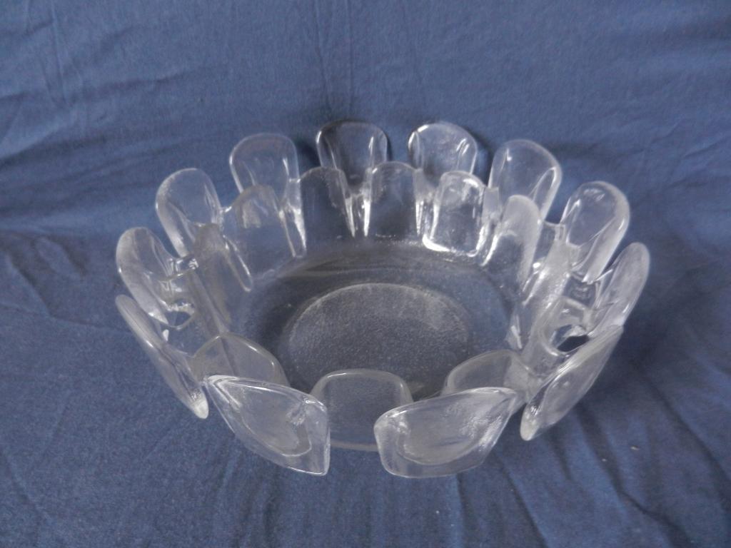 Glazen schaal genaamd Flair Ravenhead Engeland d 22 cm. Mint, Ophalen of Verzenden