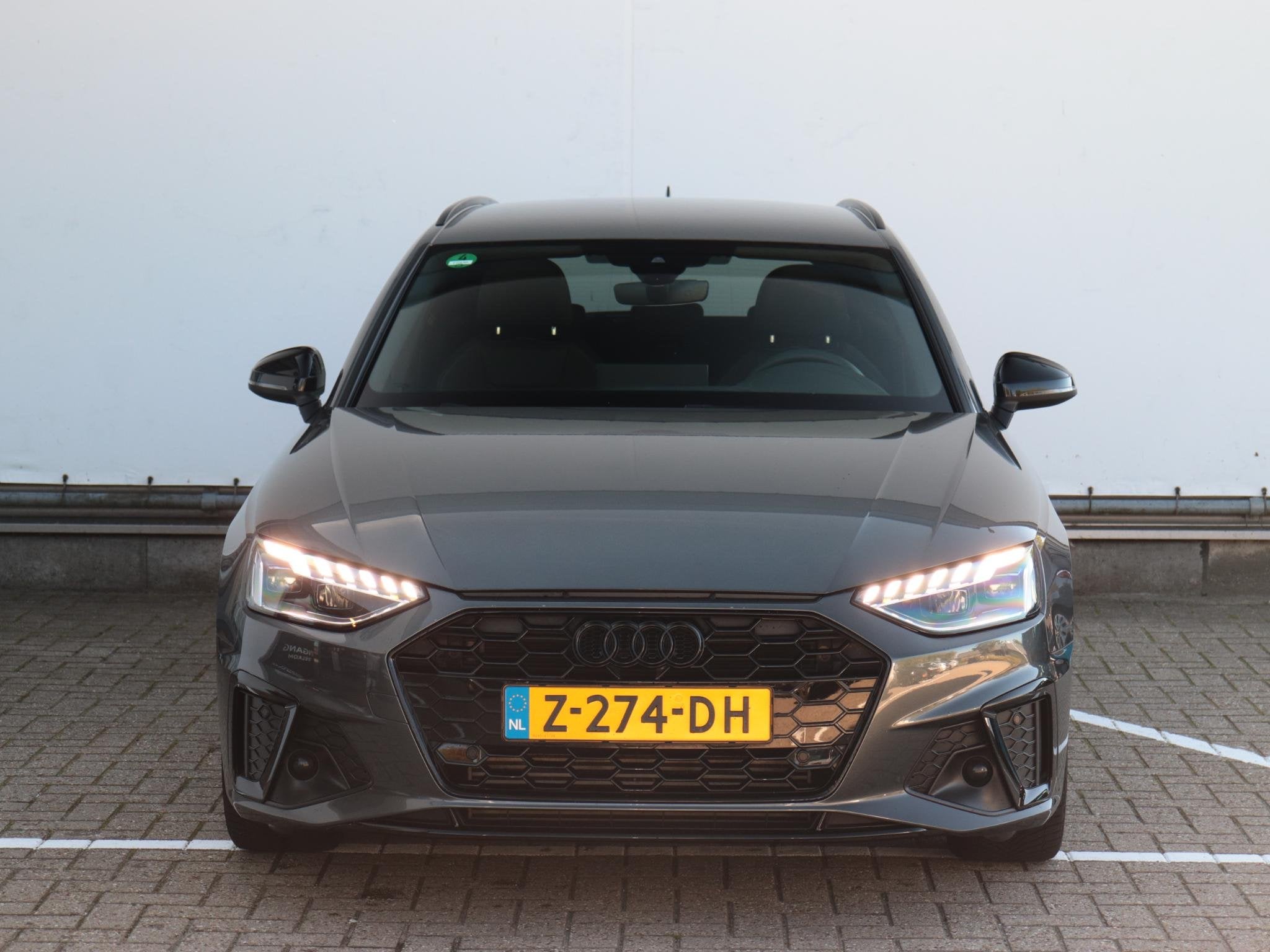 Audi A4 Avant 35 TFSI S edition Competition | 1e eigenaar |, Auto's, Gebruikt, 4 cilinders, Origineel Nederlands, Zilver of Grijs