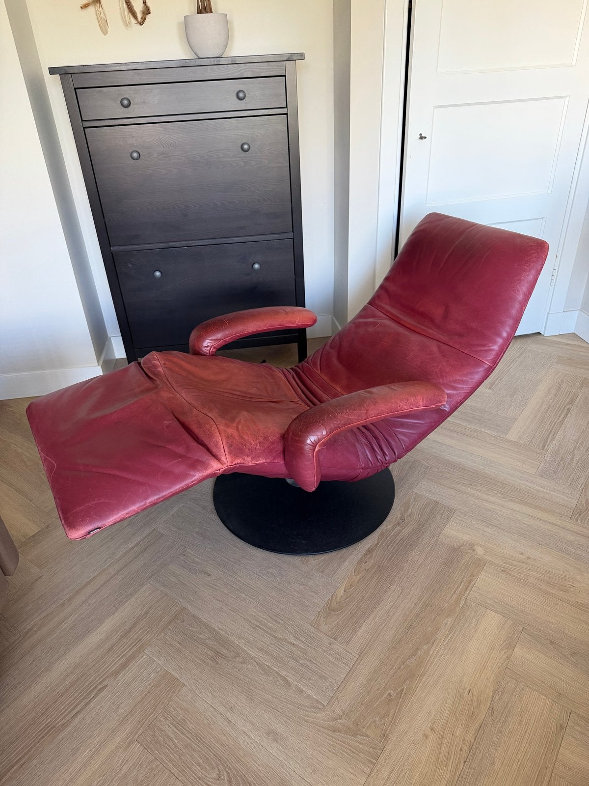 Jori Yoga relaxfauteuil - Rood leer, Gebruikt, Leer, Ophalen of Verzenden, Eén
