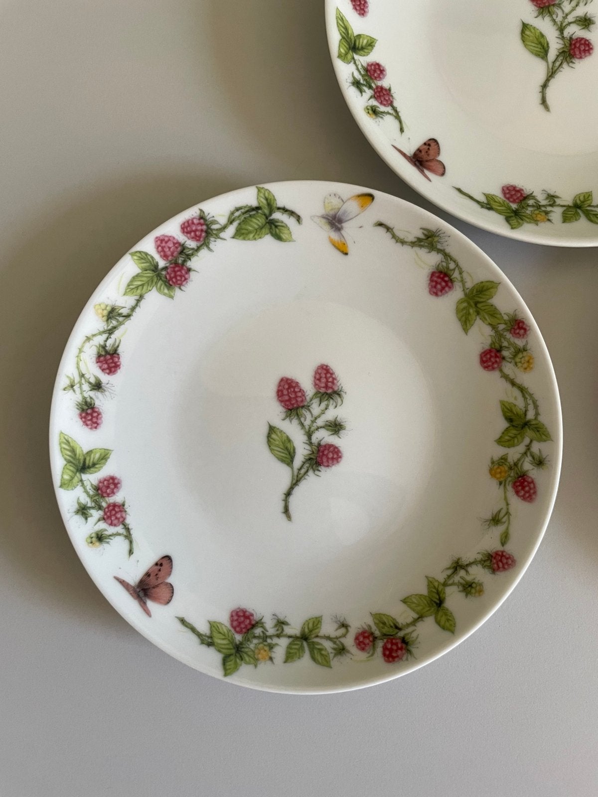 5 schoteltjes van servies Theo, Ophalen of Verzenden, Gebruikt, Bord(en)