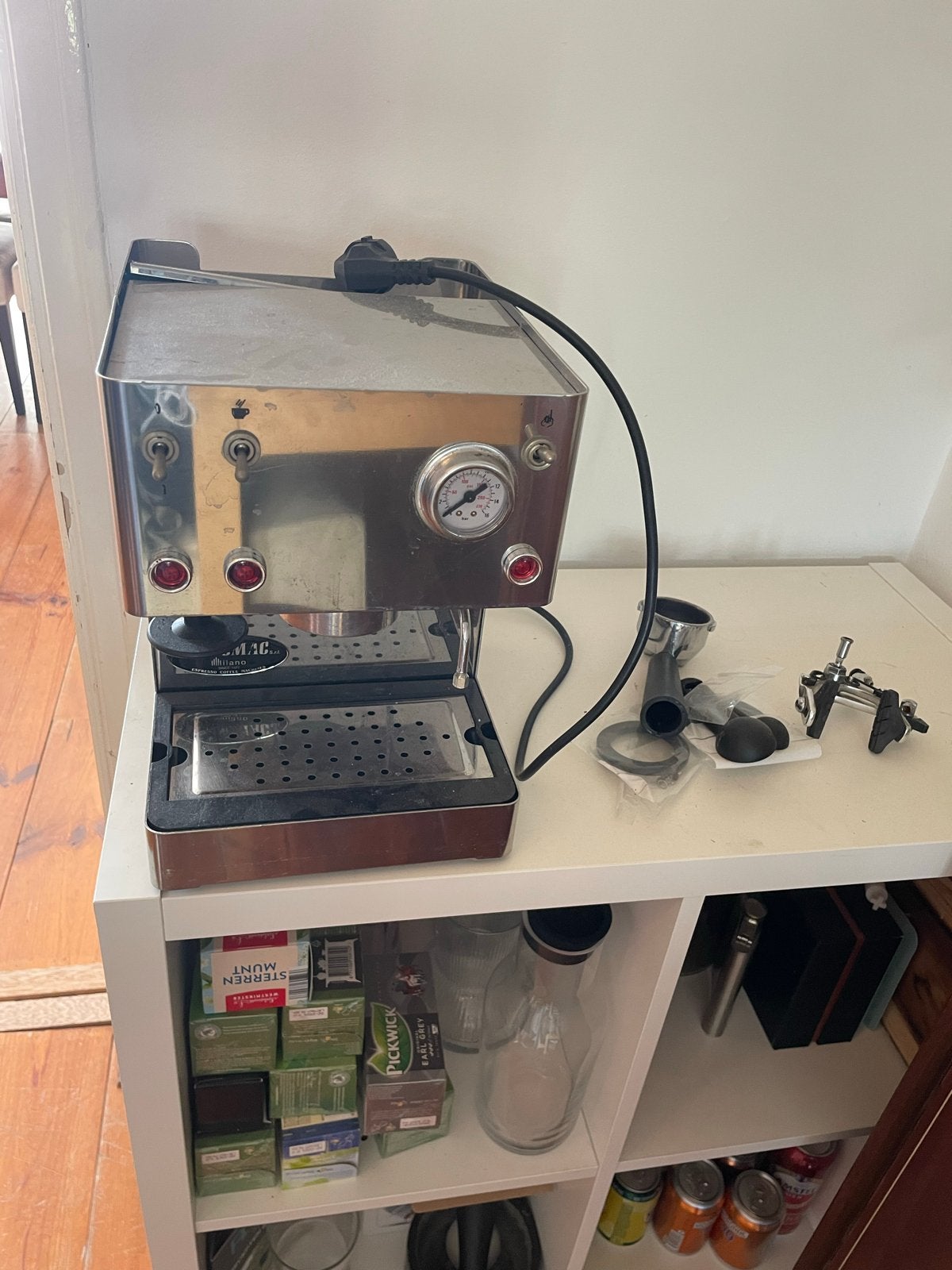 Isomac Espresso Koffiemachine met Stoompijpje, Gebruikt, Espresso apparaat, Gemalen koffie, 1 kopje