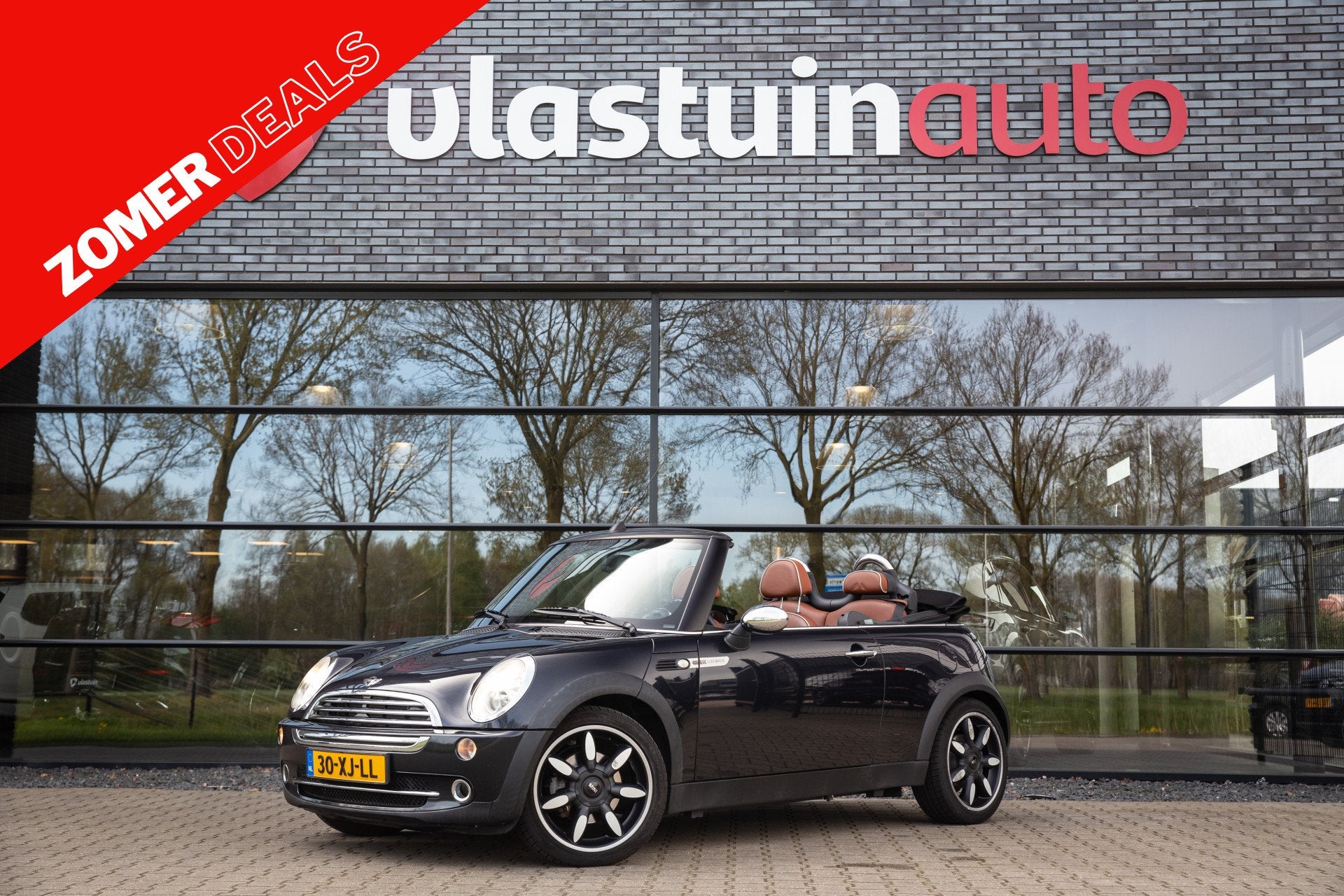 MINI Cabrio 1.6 Cooper Sidewalk , Cruise control, Airco, Lee, Auto's, Mini, Voorwielaandrijving, Parkeersensor, Gebruikt, 4 cilinders