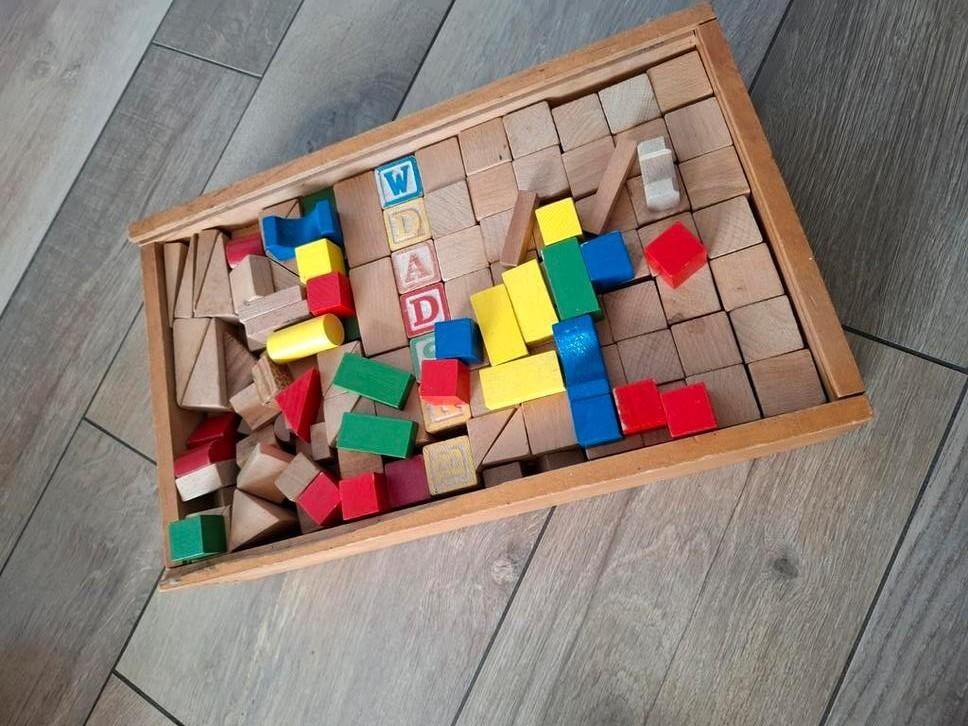Vintage houten bouwblokken in kist - ca 44 x 27 x 9 cm, Ophalen of Verzenden, Gebruikt, Overige merken