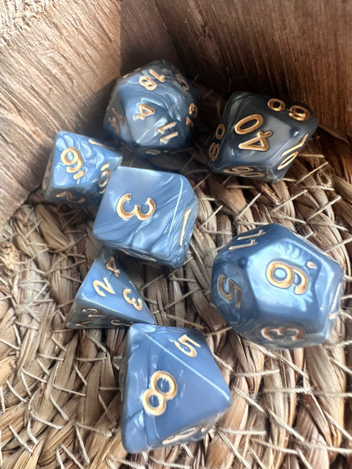 DND dice / metallic zilver / dobbelstenen / Dungeons&Dragons, Hobby en Vrije tijd, Wargaming, Nieuw, Overige soorten, Ophalen of Verzenden