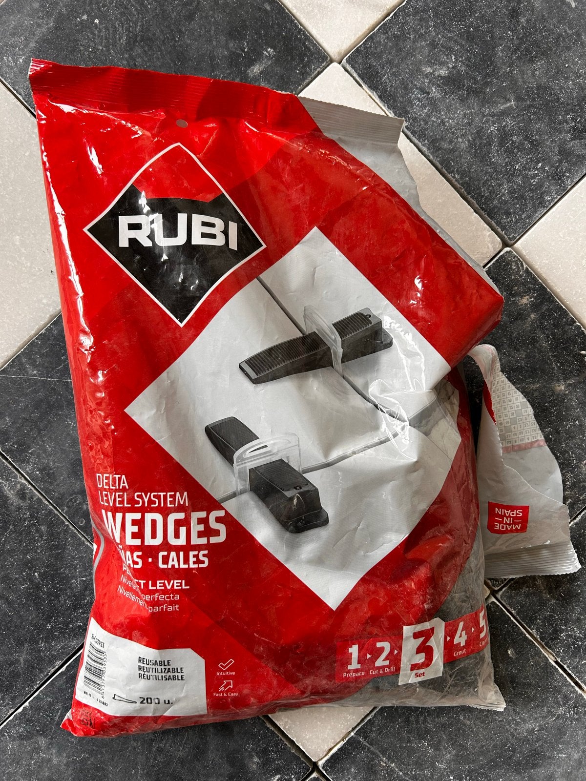 Rubi Delta Levelling Keggen - 200 stuks, Ophalen of Verzenden, Zo goed als nieuw, Overige typen