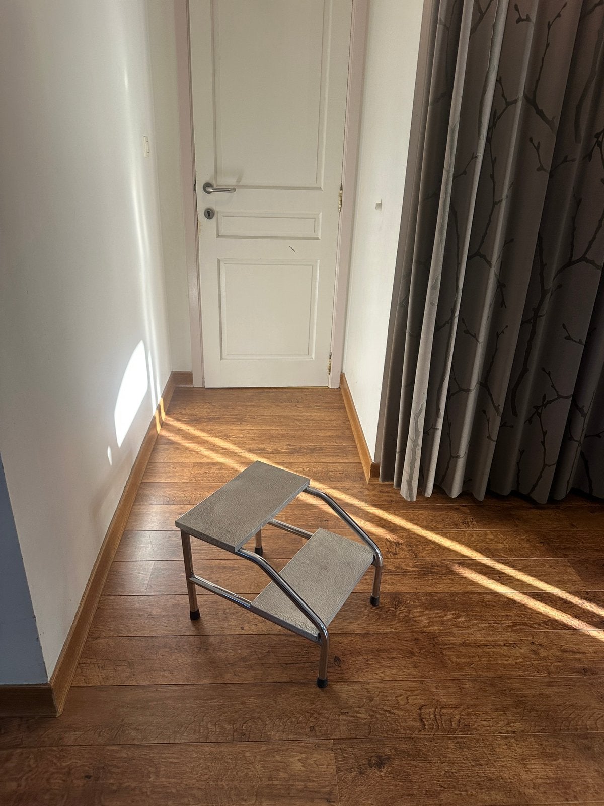 Metalen trap trapje opstap opstapje 38x45cm, Ophalen, Gebruikt, Minder dan 2 meter
