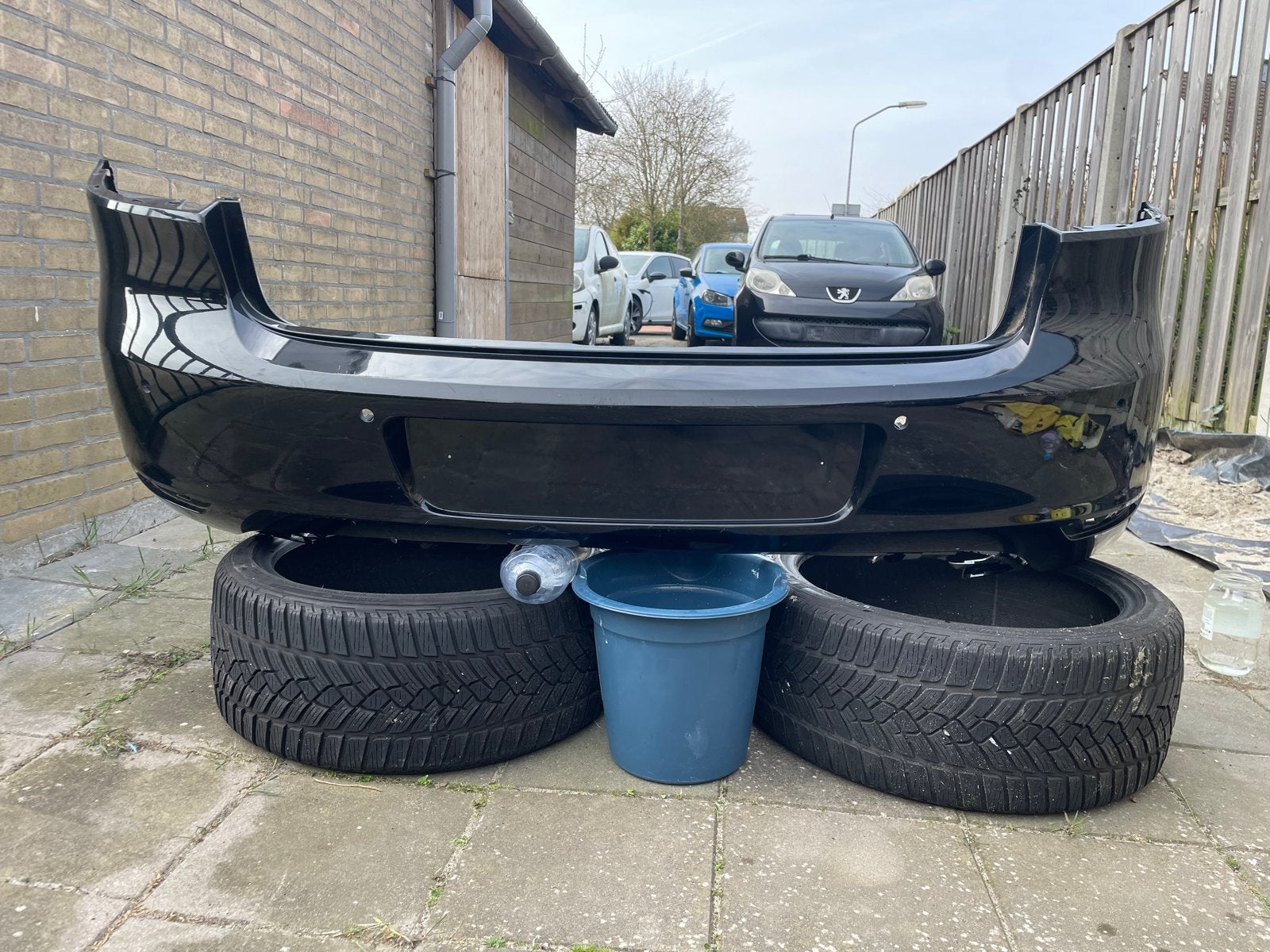 Achterbumper VW Golf 6 (2008-2013) LC9X Zwart met PDC, Gebruikt, Volkswagen, Ophalen of Verzenden, Achter